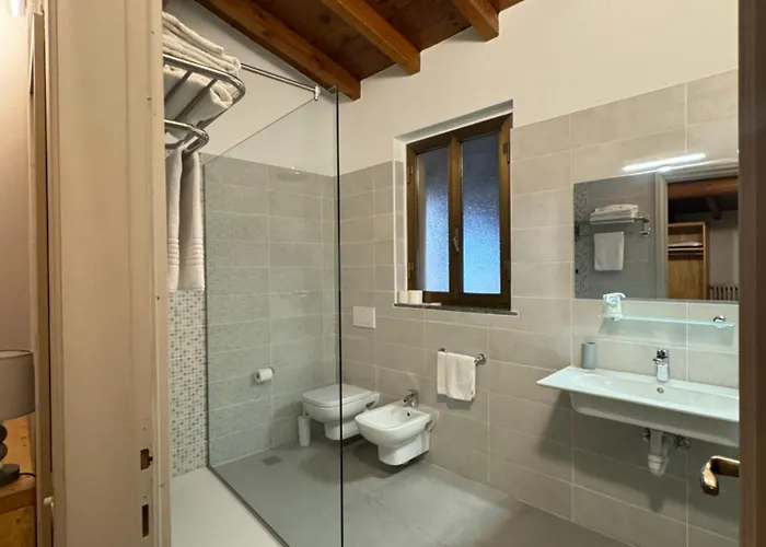 Michelina 3* Castiglione dʼIntelvi