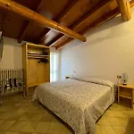 Michelina Bed and Breakfast Castiglione dʼIntelvi