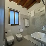 Bed and Breakfast Michelina Castiglione dʼIntelvi